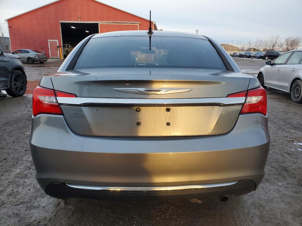 2013 CHRYSLER 200