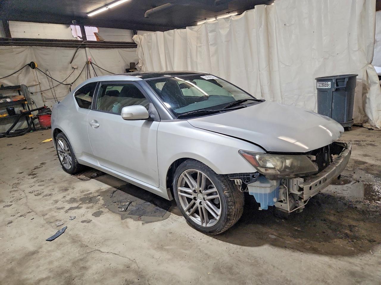 2012 TOYOTA SCION