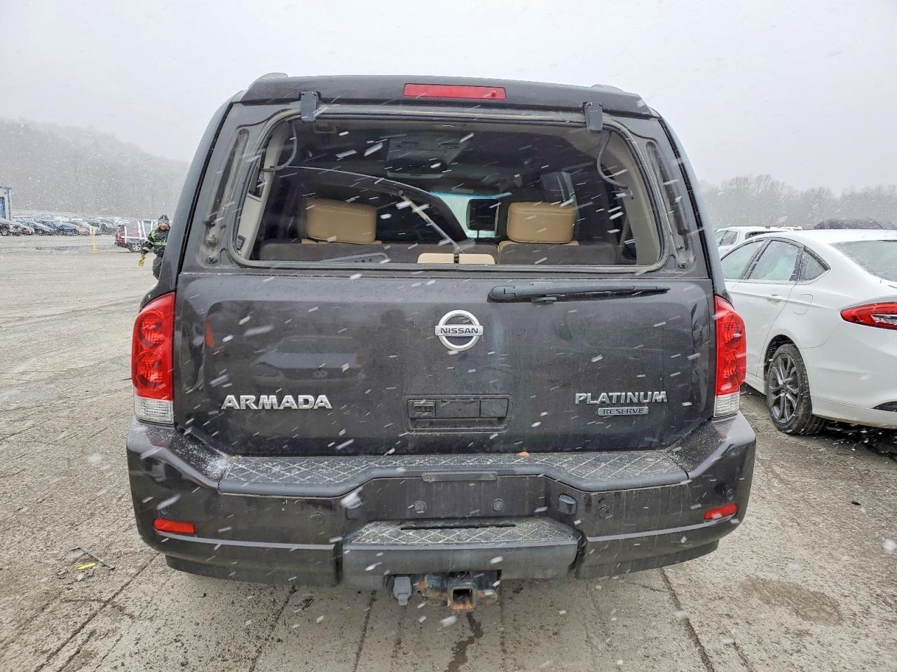 2014 NISSAN Armada