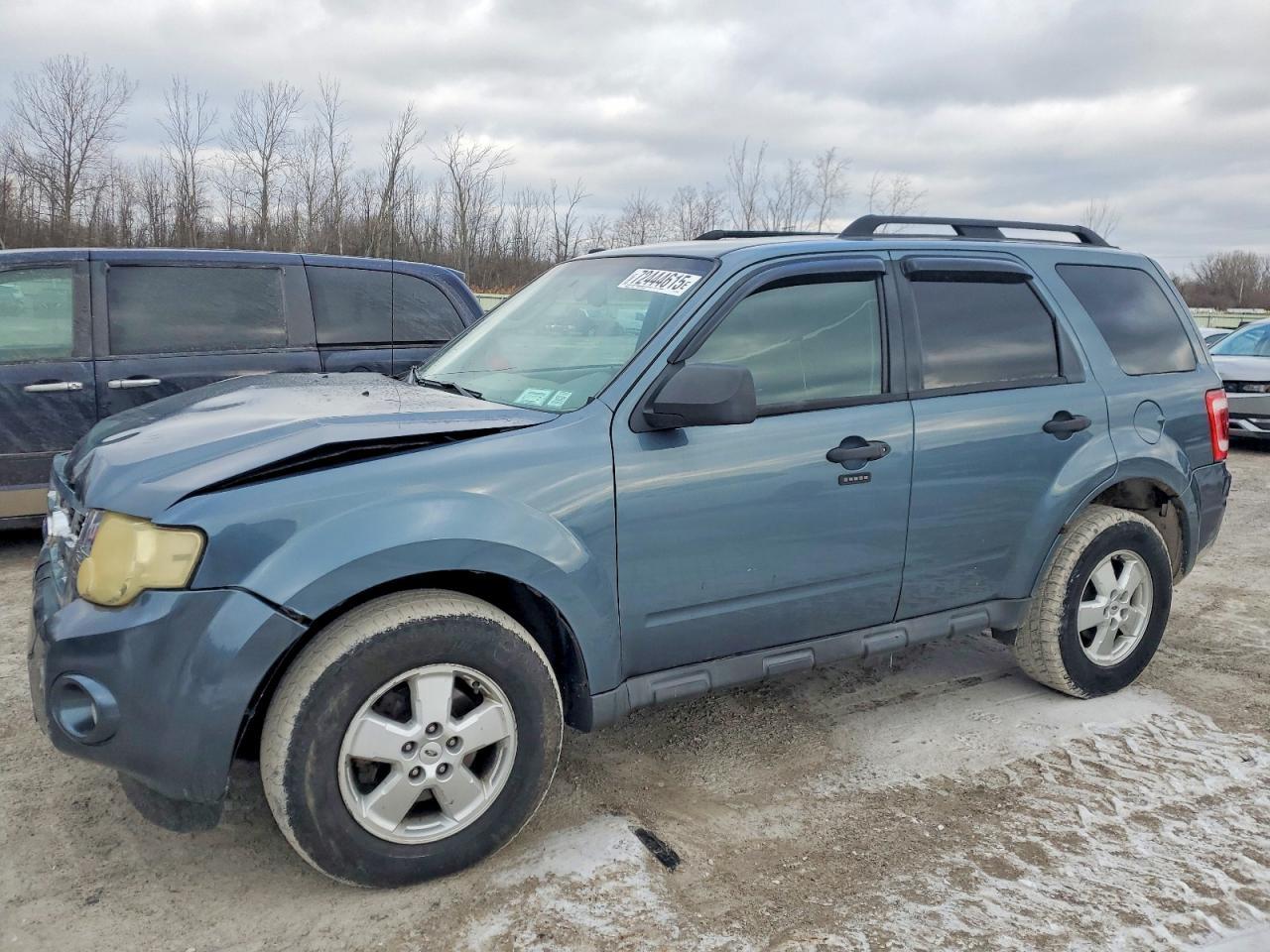 2010 FORD ESCAPE
