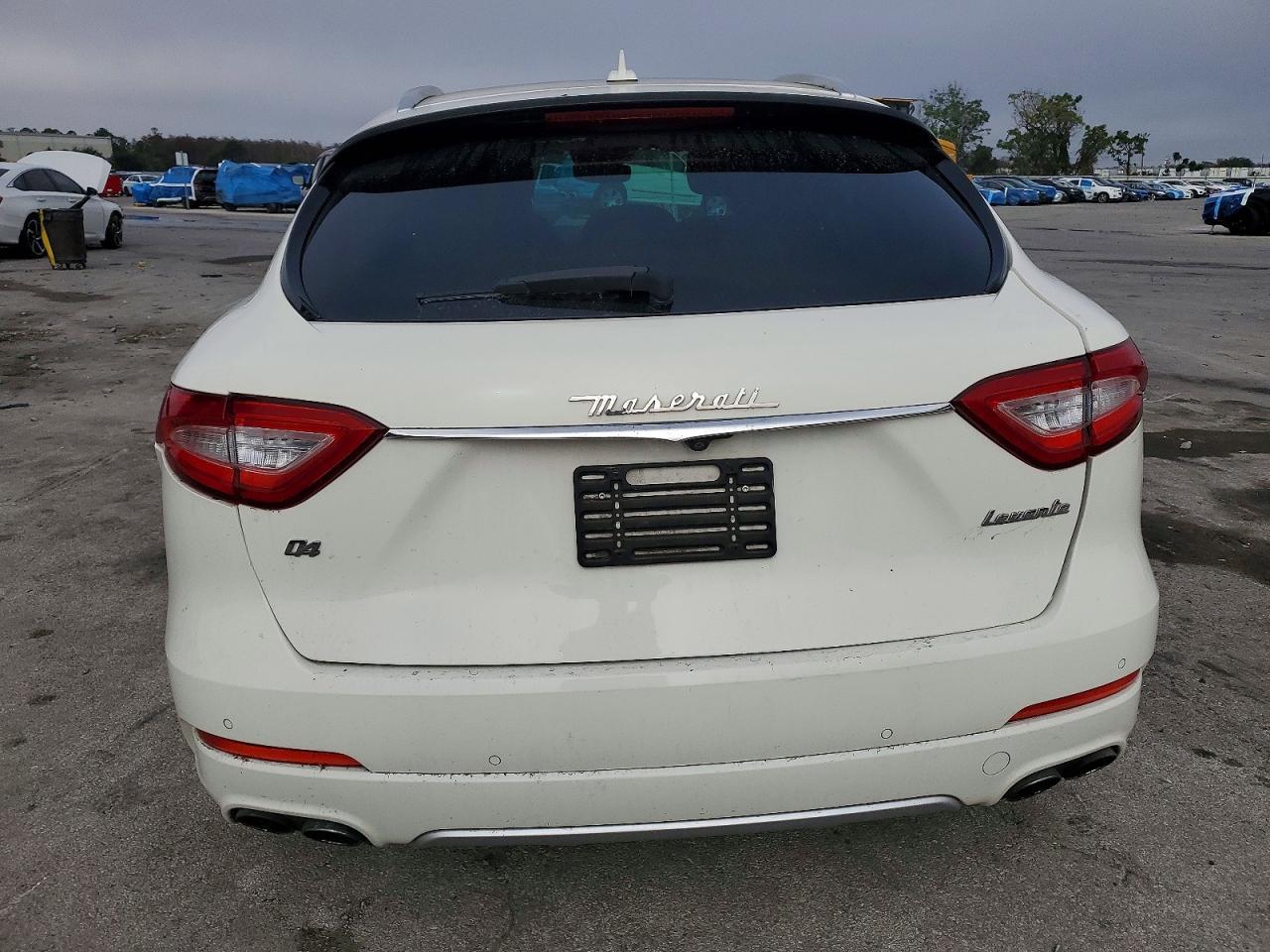 2017 MASERATI Levante