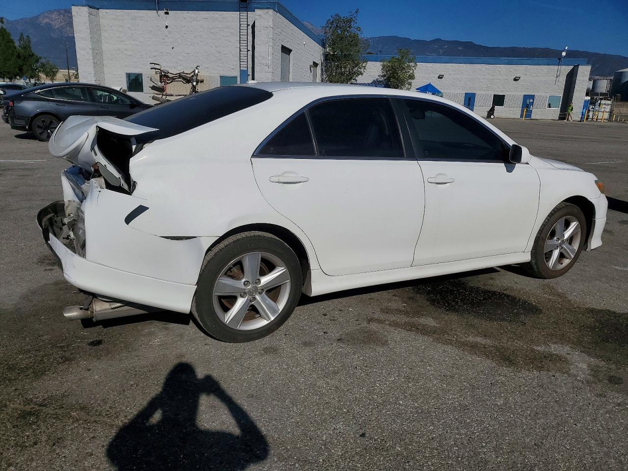 2010 TOYOTA CAMRY