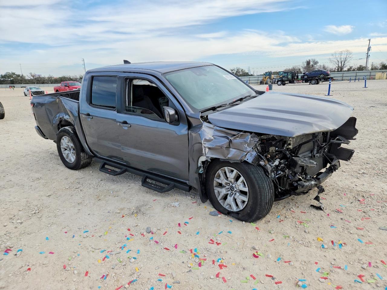 2023 NISSAN Frontier