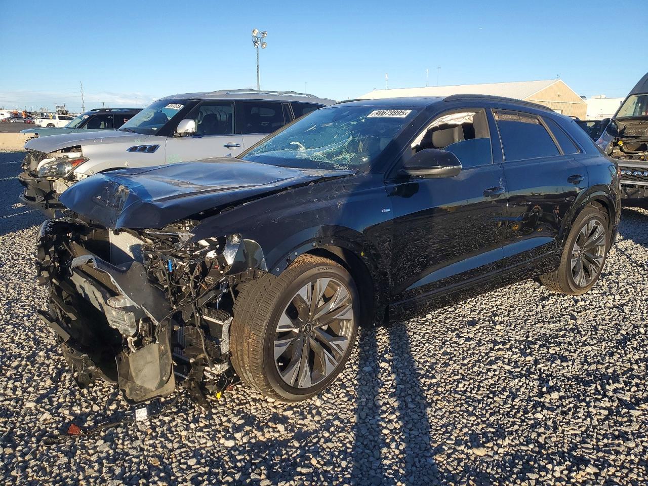 2025 AUDI Q8