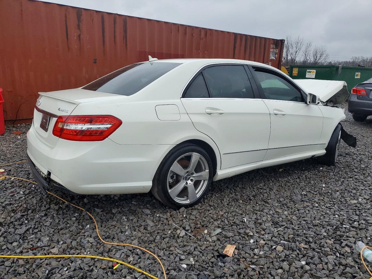 2010 MERCEDES-BENZ E-Class