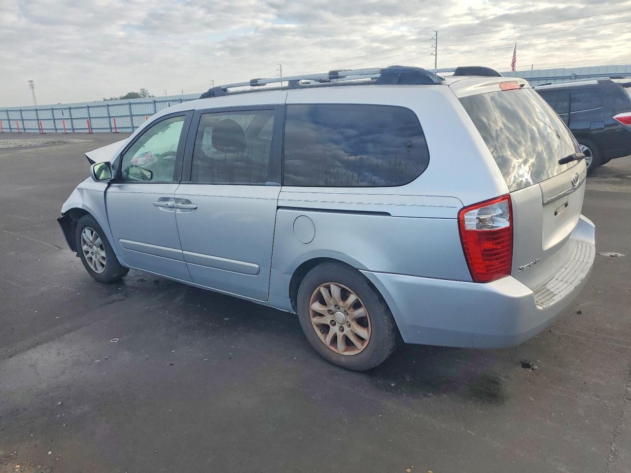 2008 KIA SEDONA