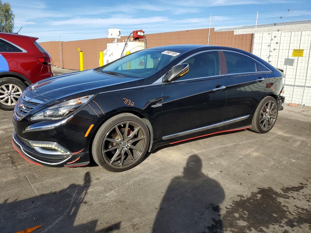 2011 HYUNDAI SONATA