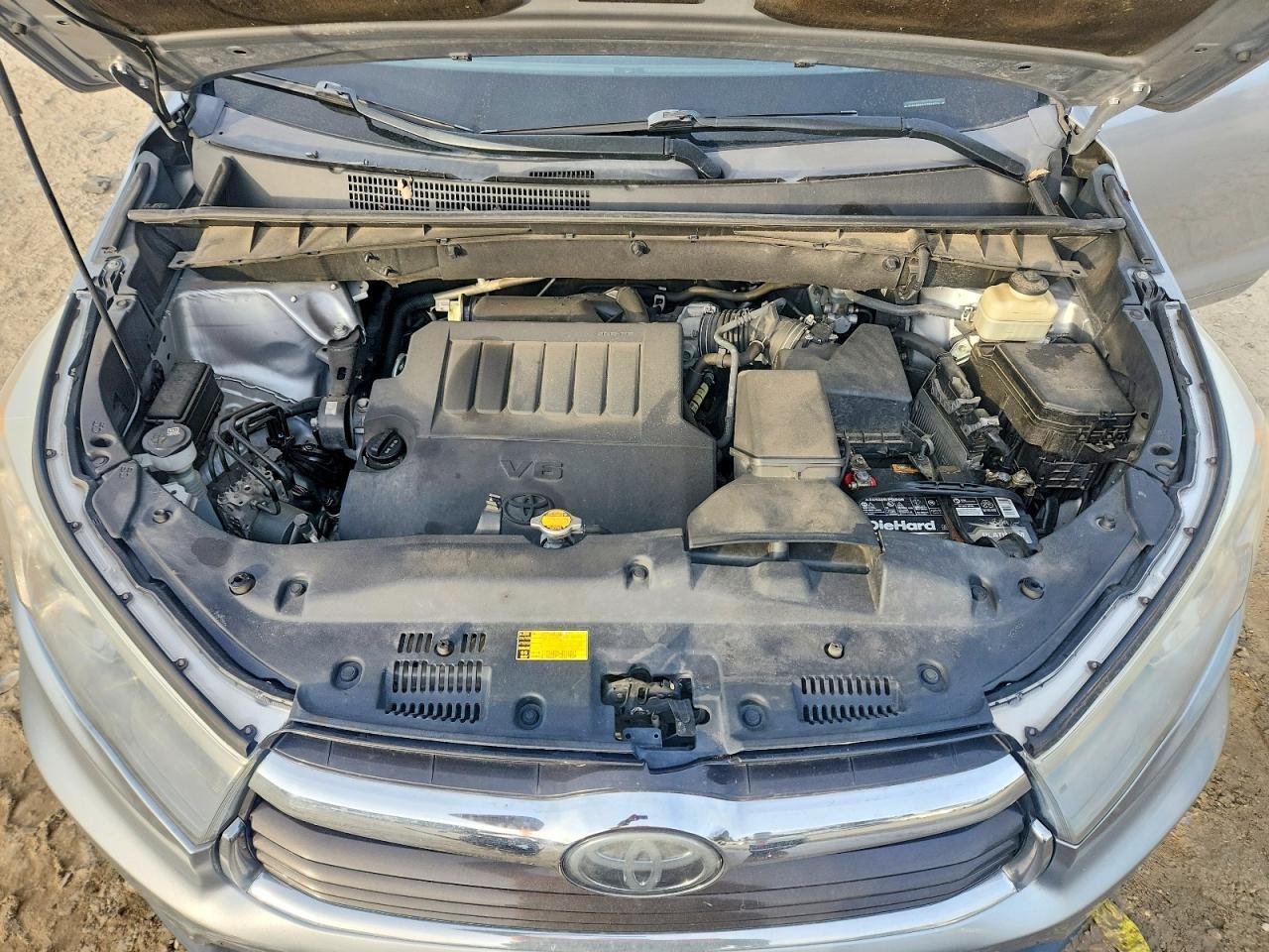2015 TOYOTA HIGHLANDER