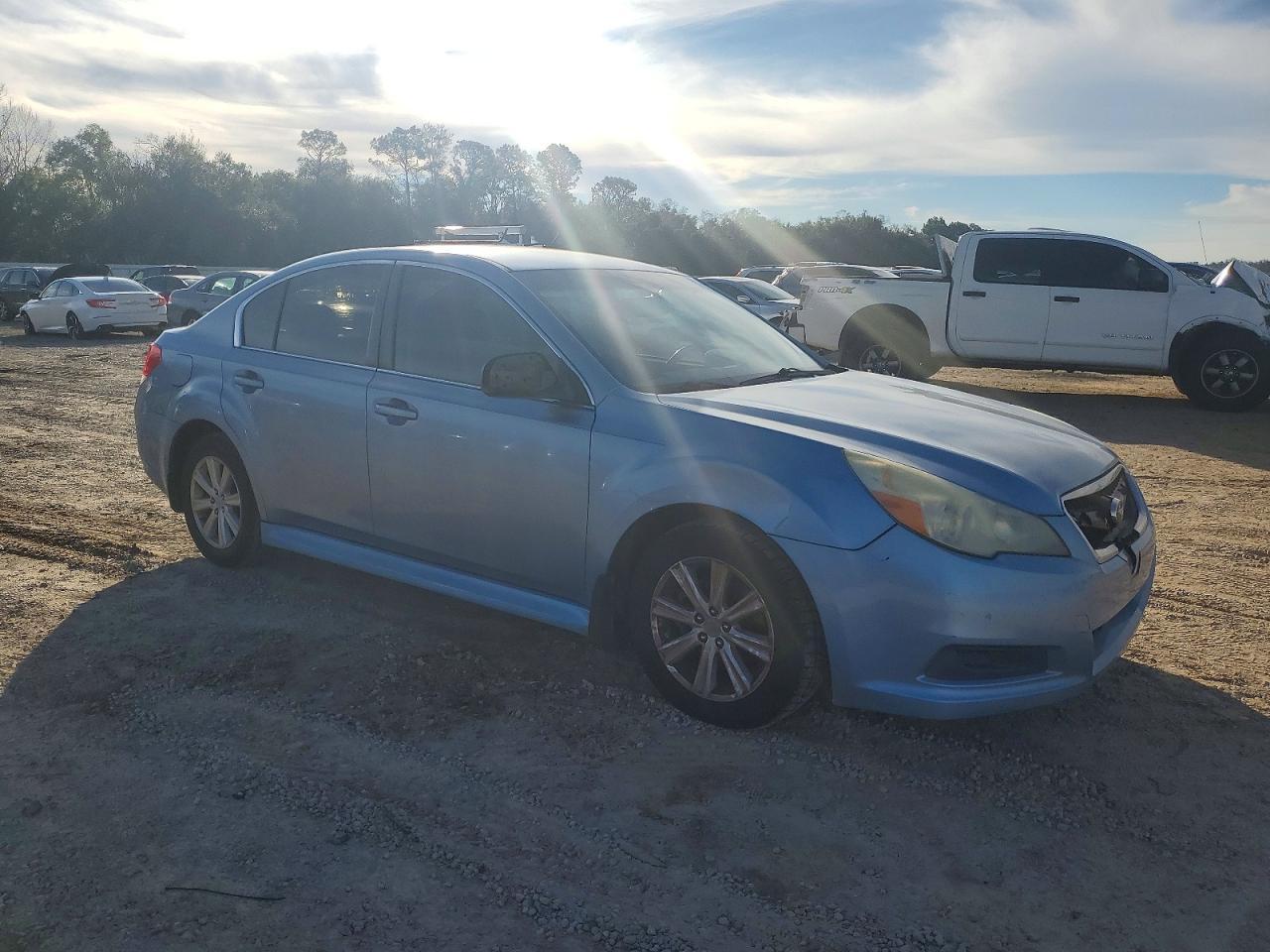 2011 SUBARU Legacy