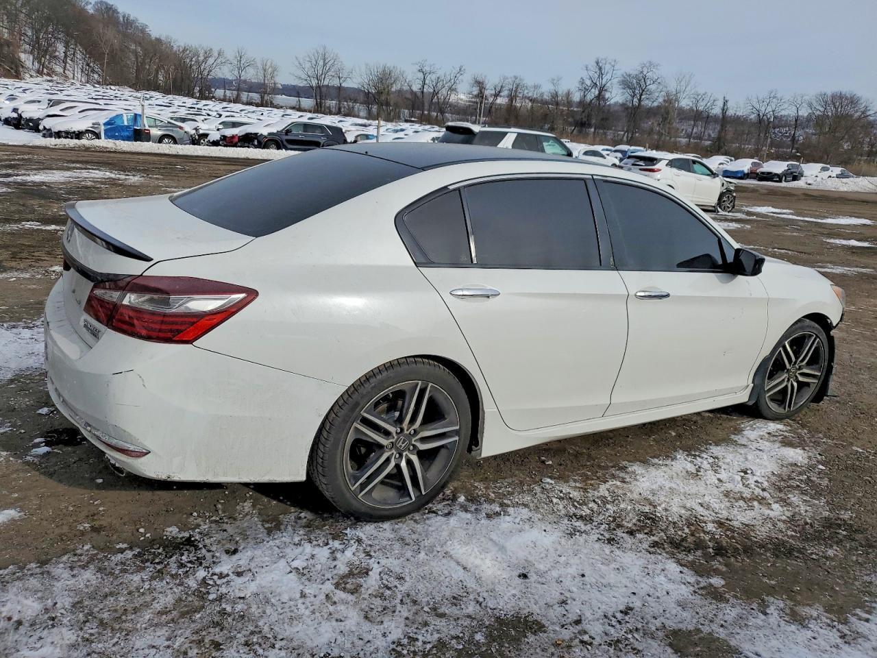 2017 HONDA ACCORD