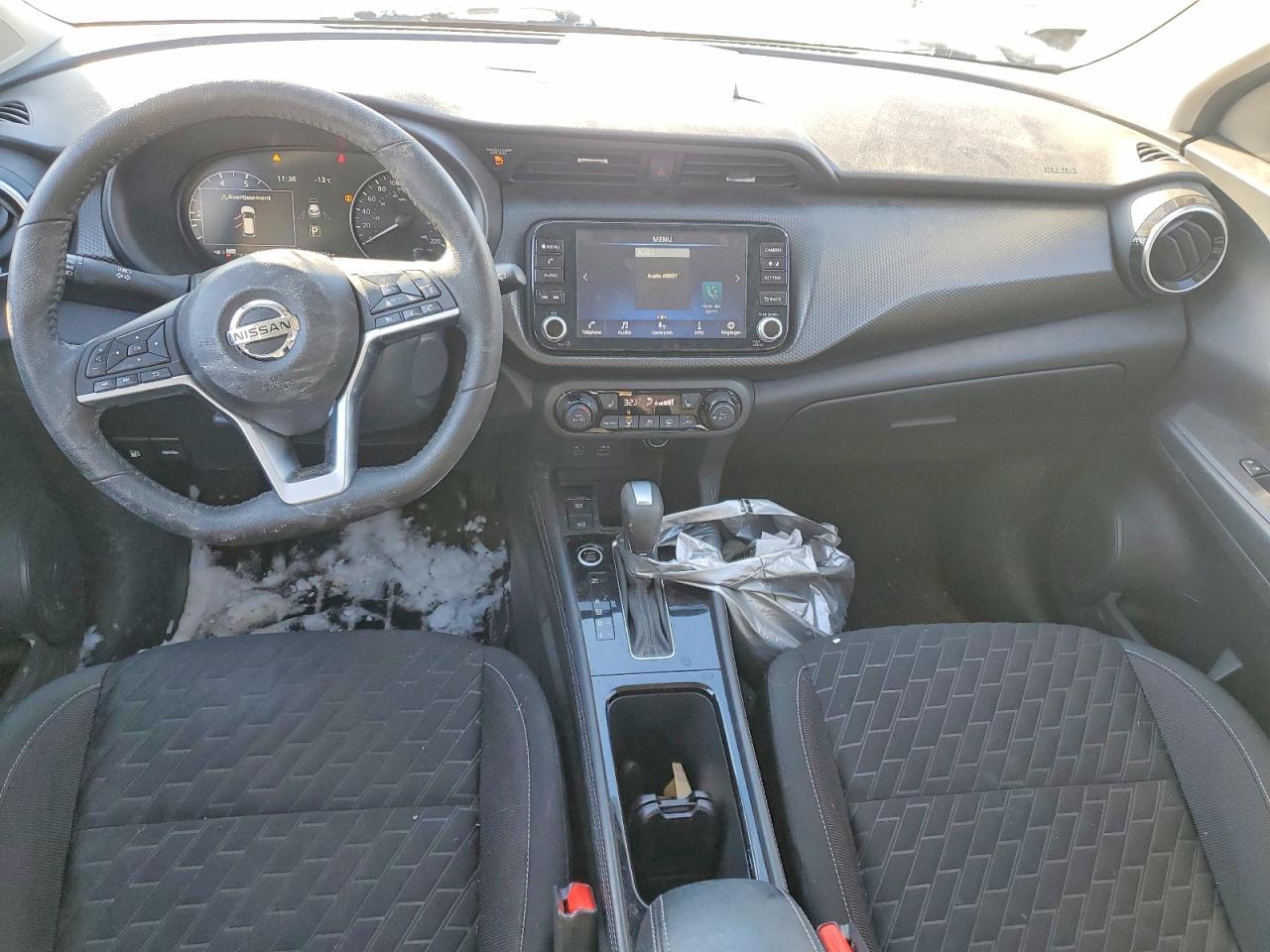 2021 NISSAN KICKS