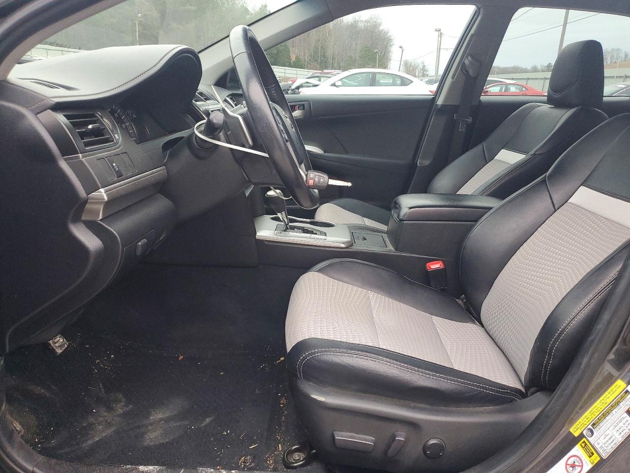 2012 TOYOTA CAMRY