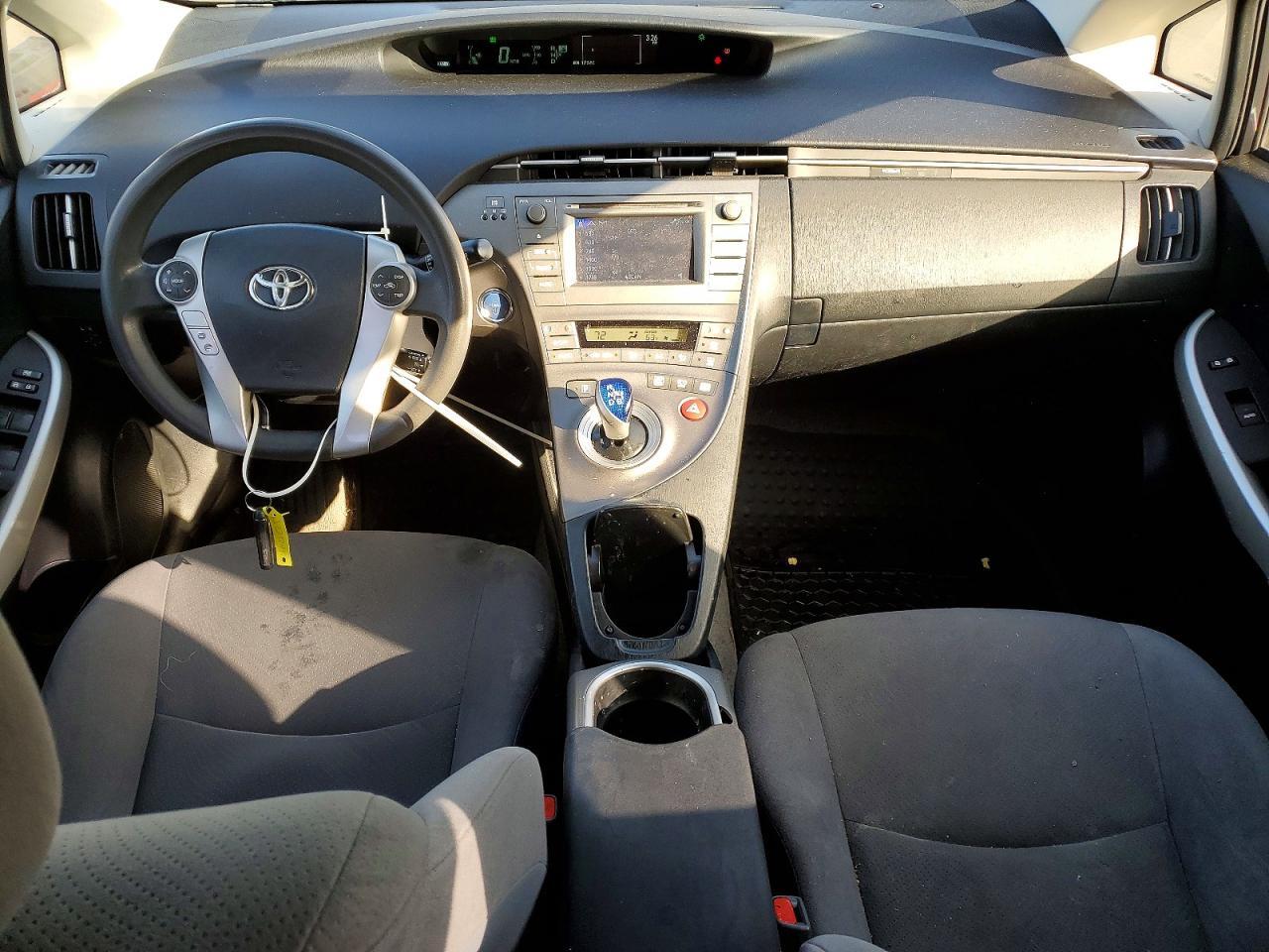 2015 TOYOTA PRIUS