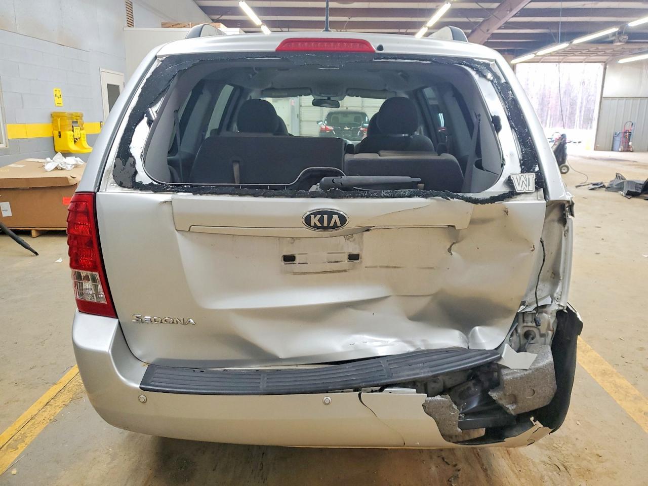 2014 KIA SEDONA