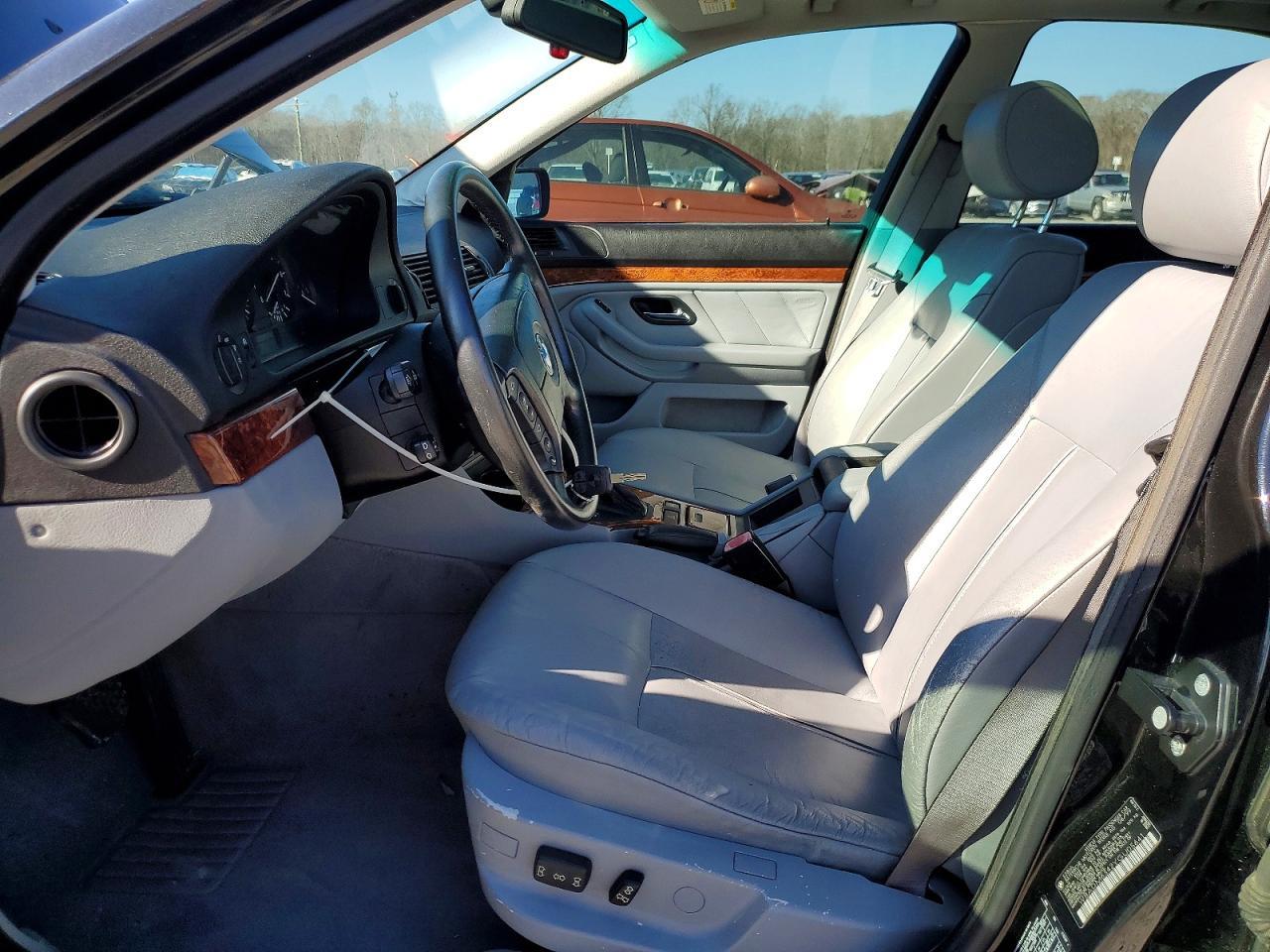 2000 BMW 5 series