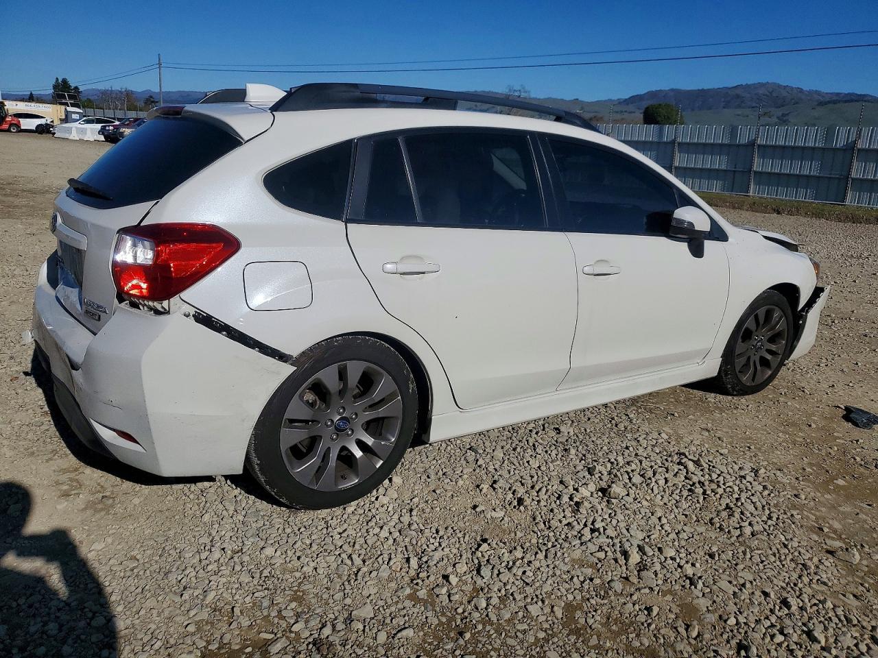 2016 SUBARU IMPREZA