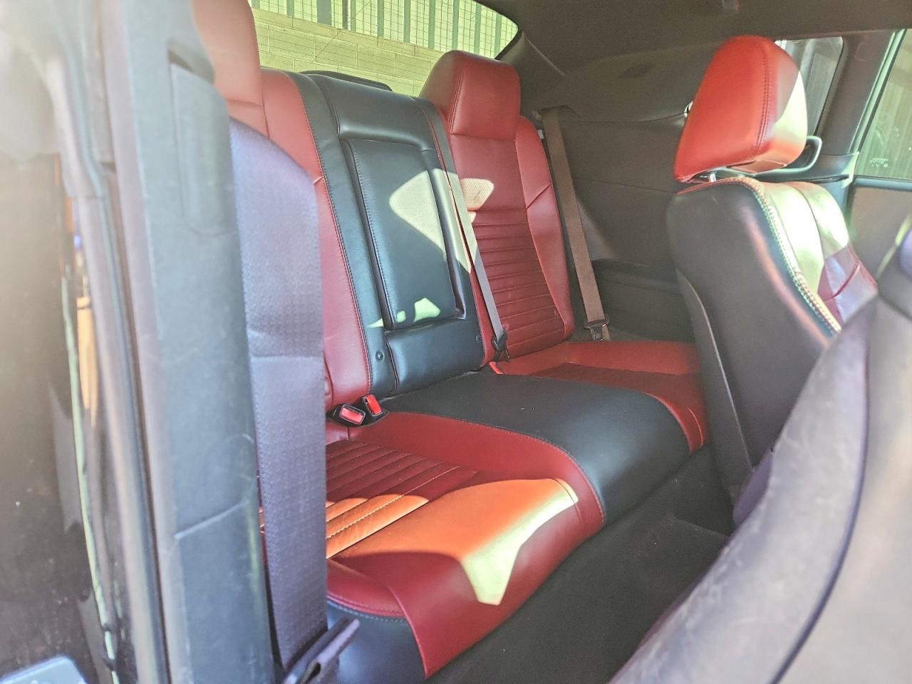 2014 DODGE Challenger