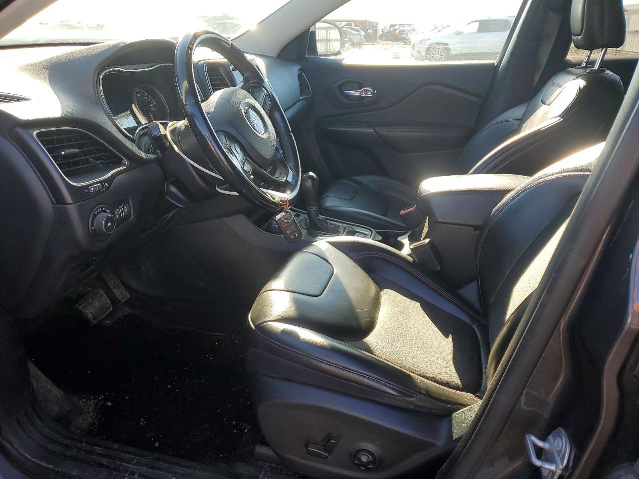 2019 JEEP CHEROKEE