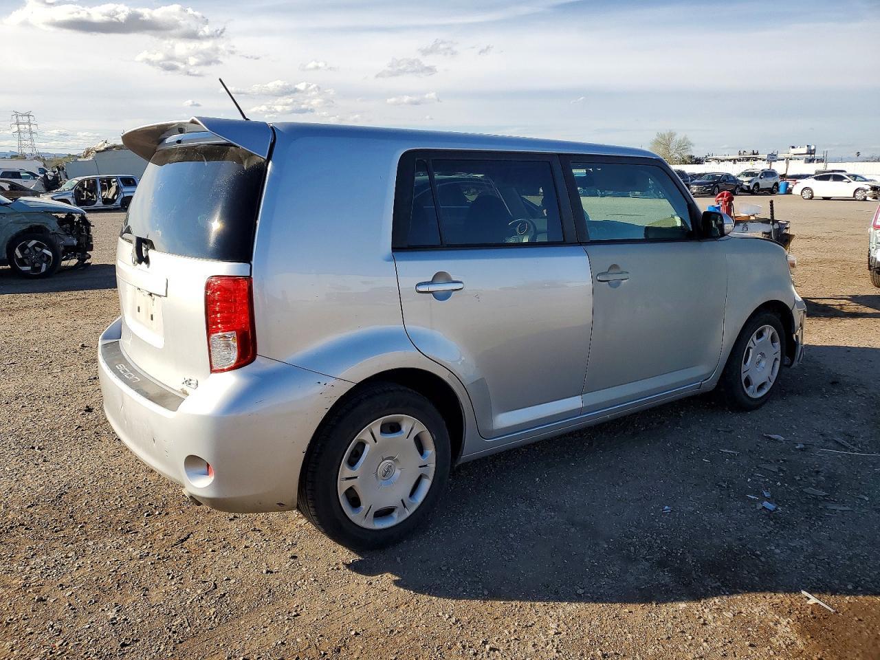 2012 TOYOTA SCION
