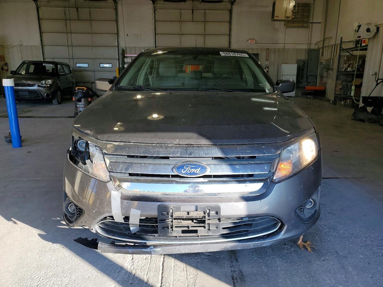 2011 FORD FUSION