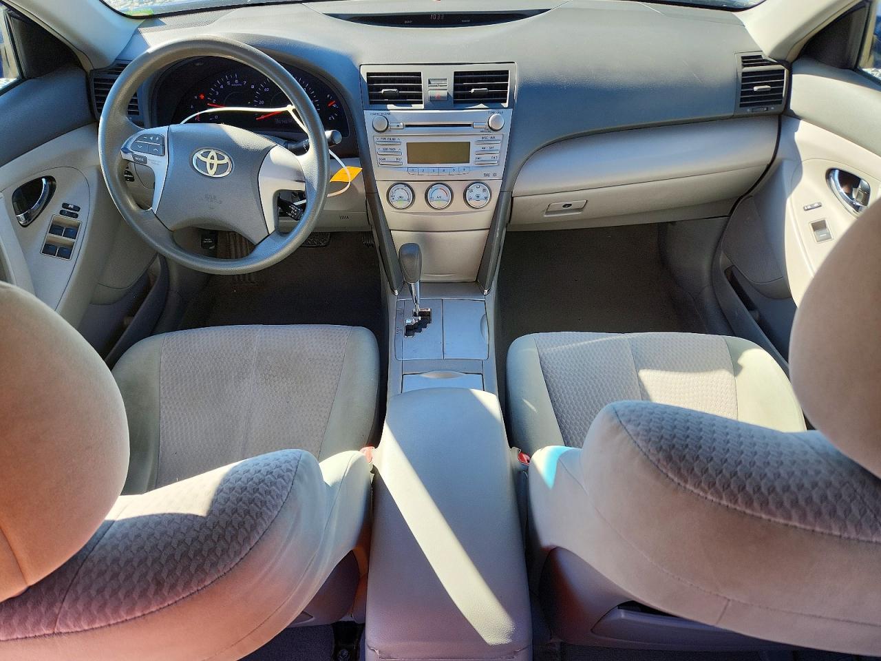 2010 TOYOTA CAMRY