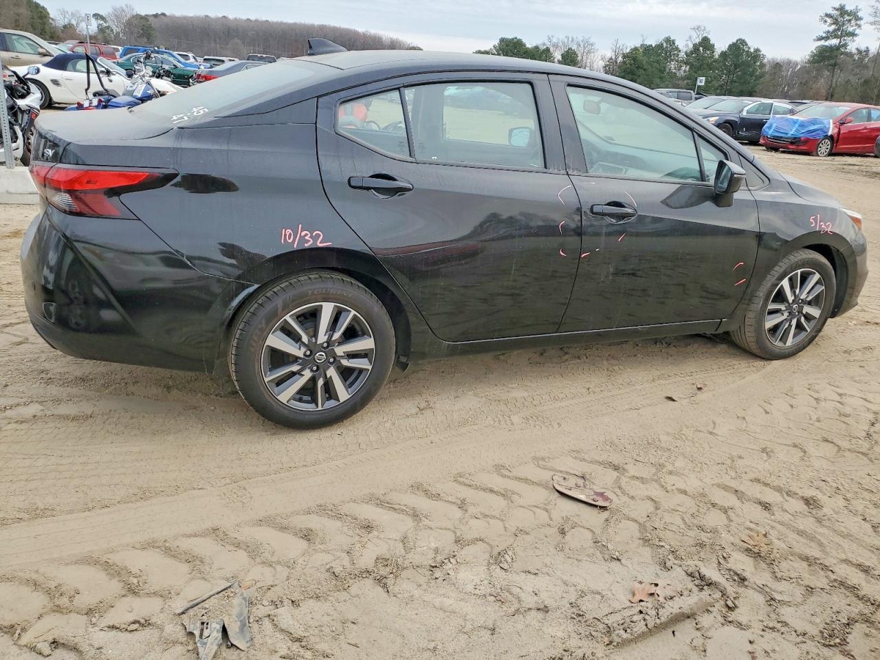 2021 NISSAN VERSA