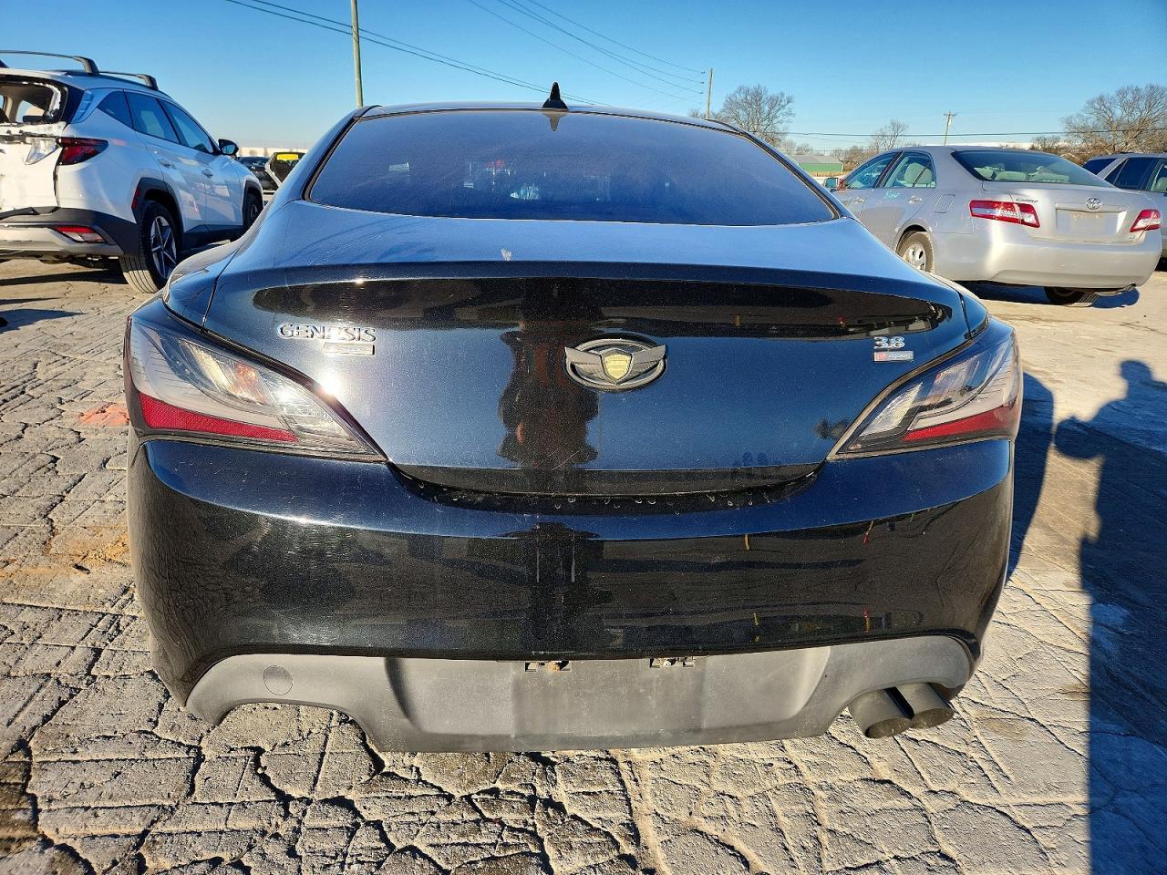2011 HYUNDAI GENESIS