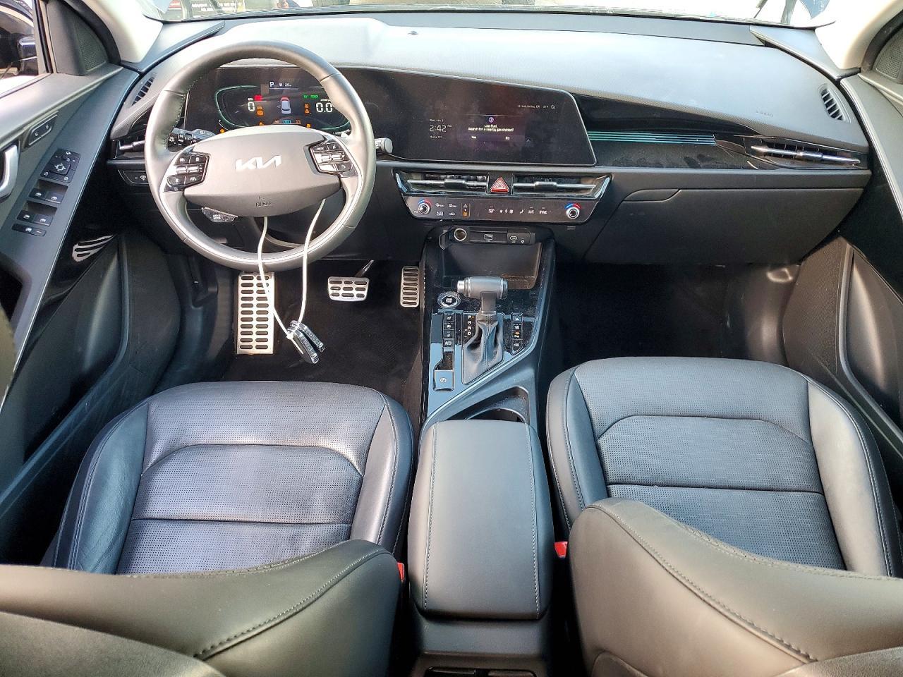 2023 KIA Niro
