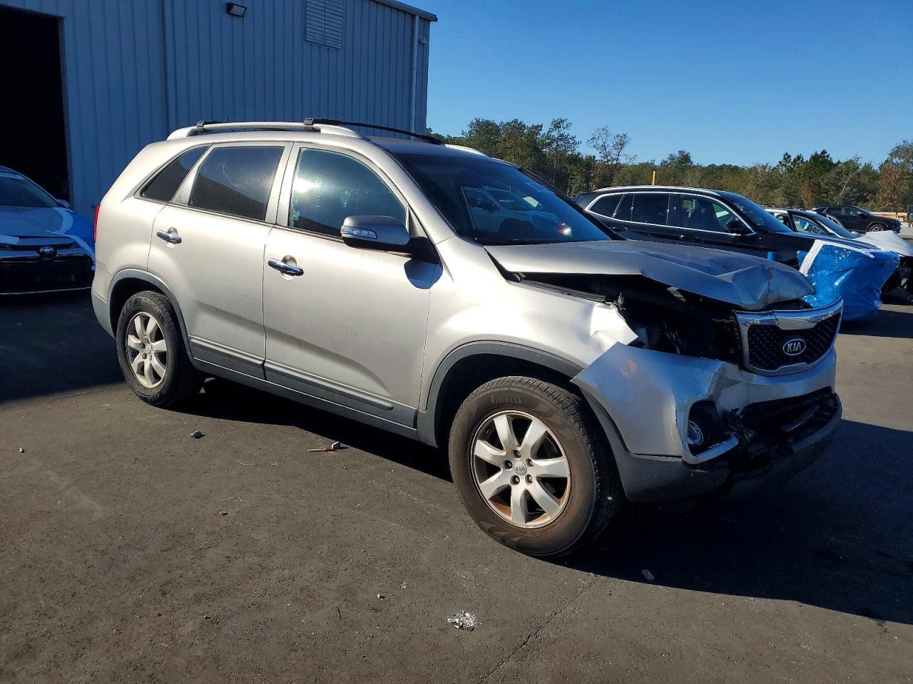2013 KIA SORENTO