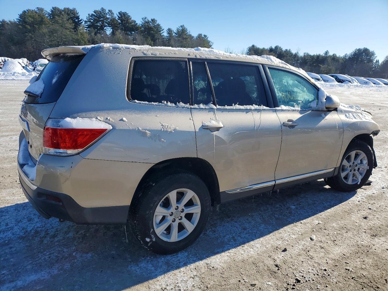 2013 TOYOTA HIGHLANDER