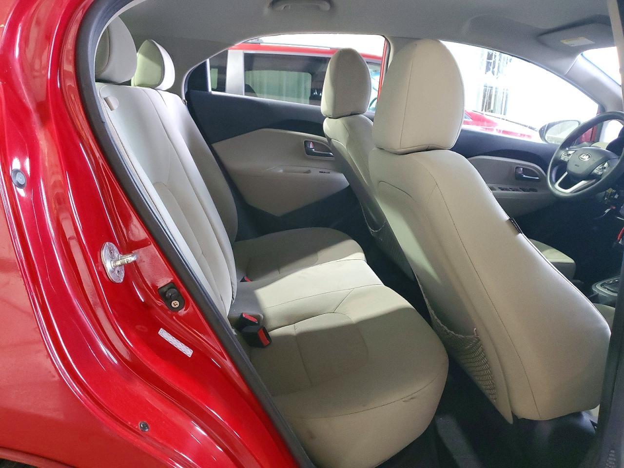2013 KIA RIO