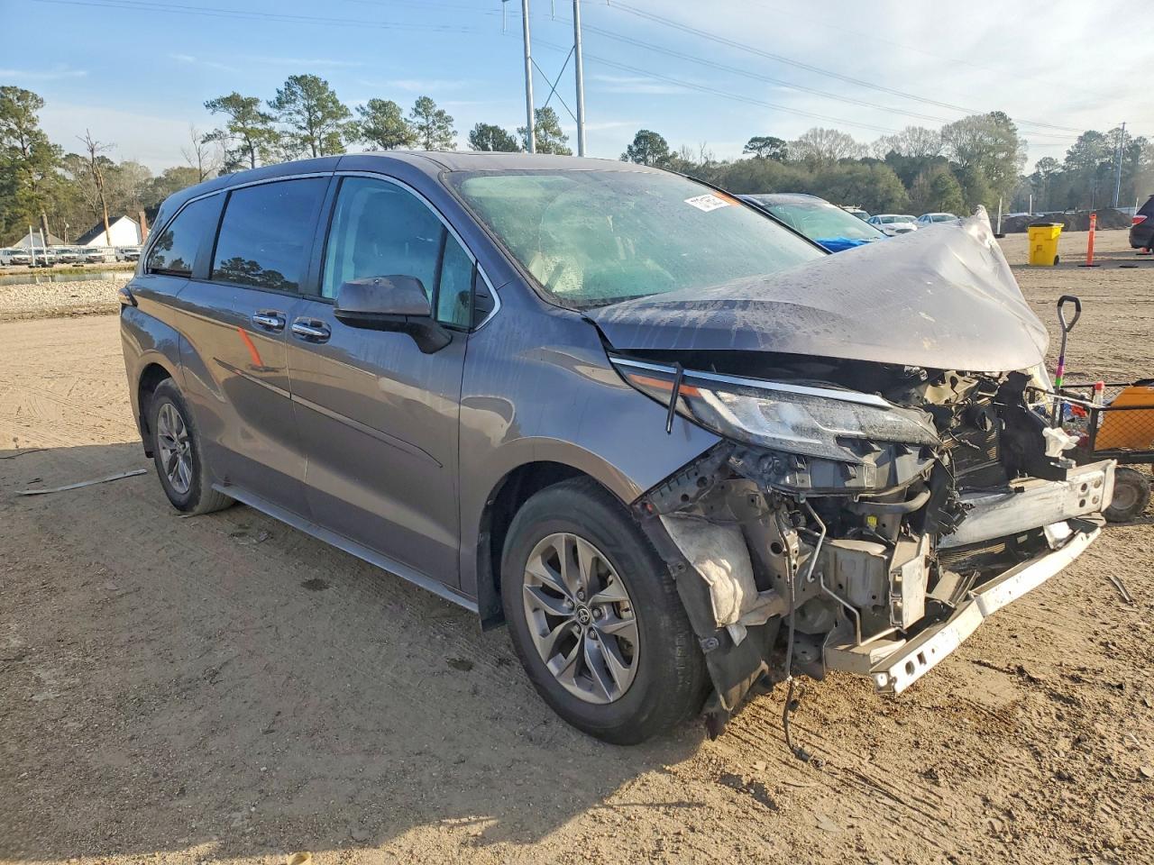 2022 TOYOTA SIENNA