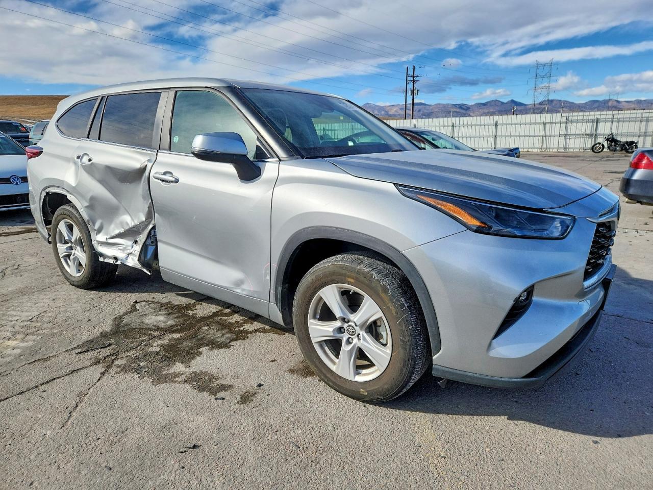 2023 TOYOTA HIGHLANDER