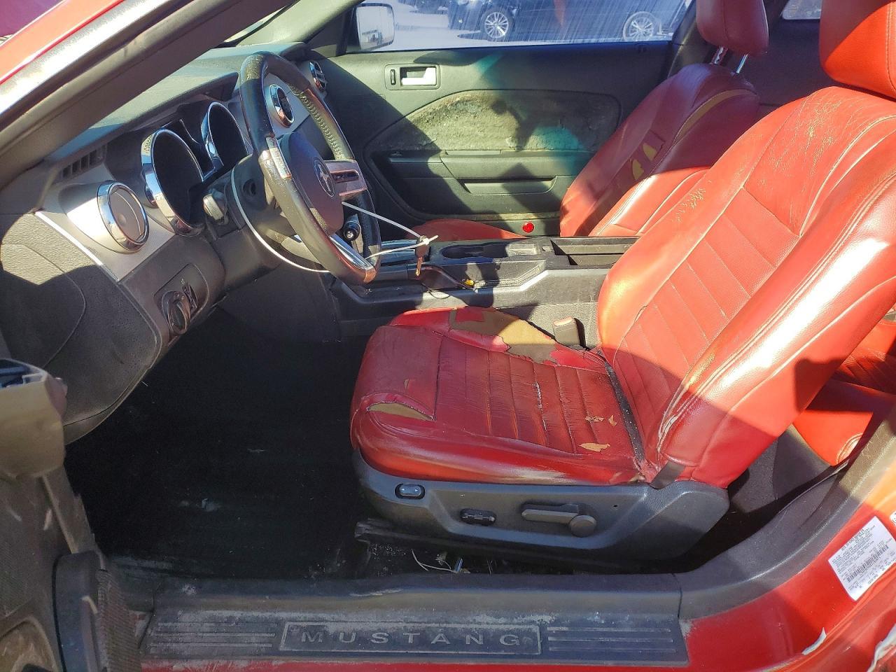 2006 FORD MUSTANG