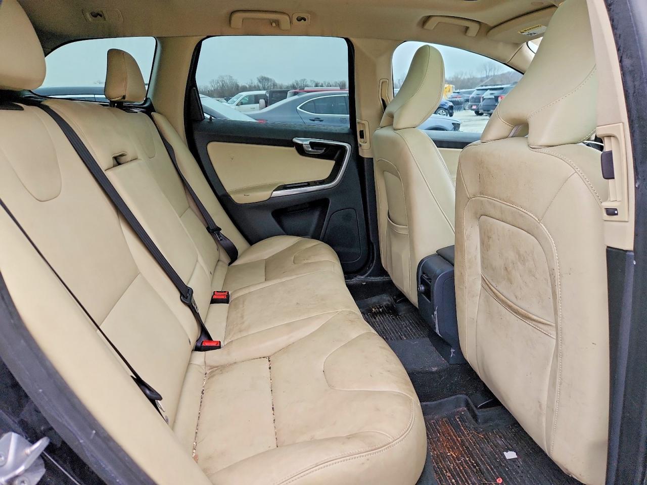 2016 VOLVO XC60