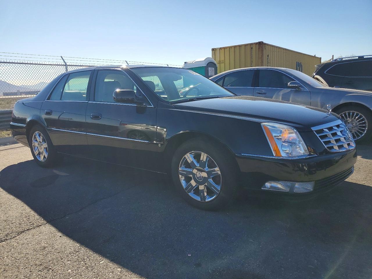 2006 CADILLAC DTS