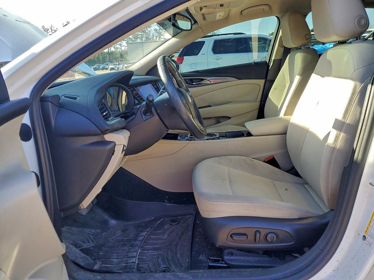 2019 BUICK Regal