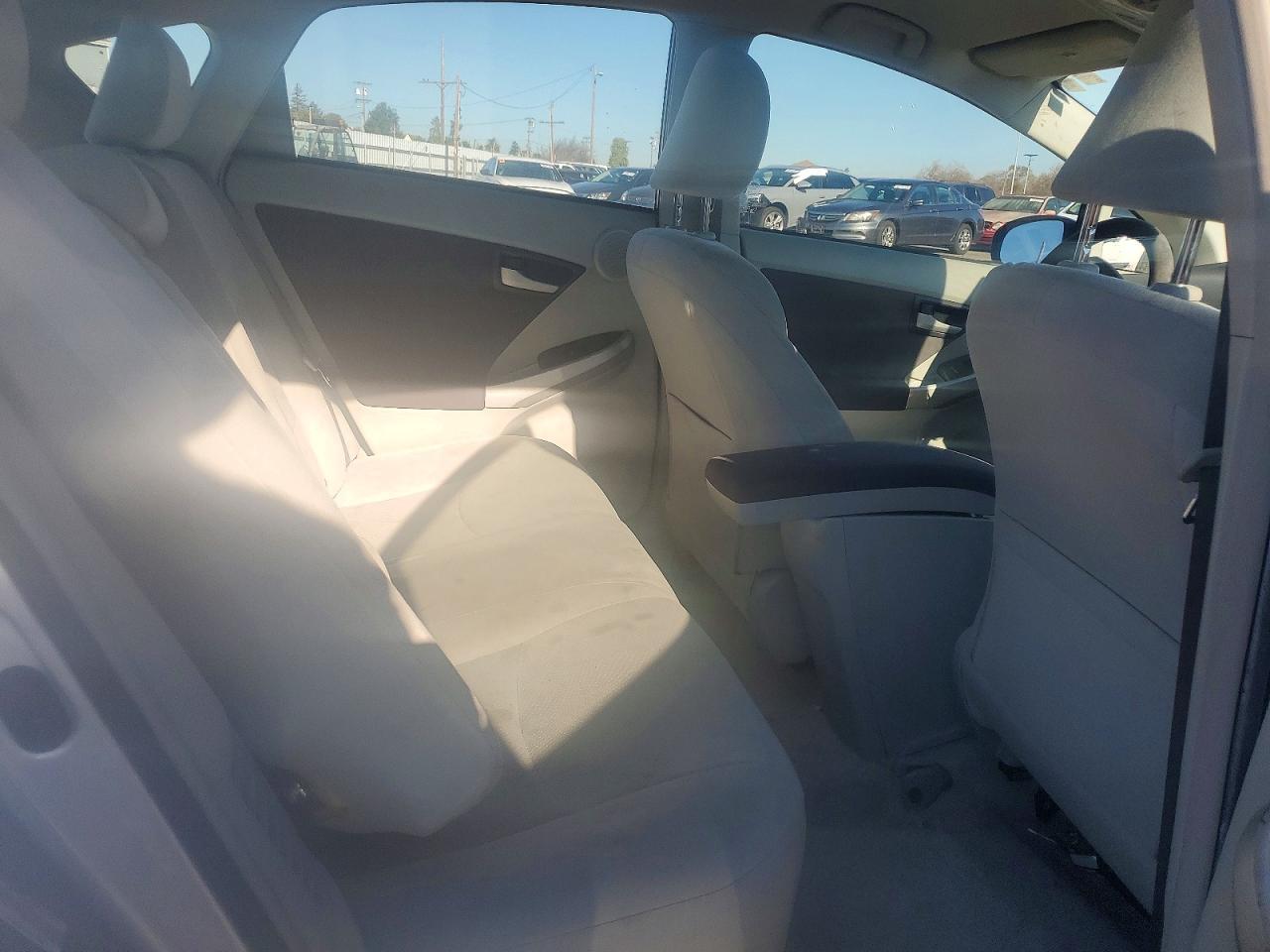 2011 TOYOTA PRIUS