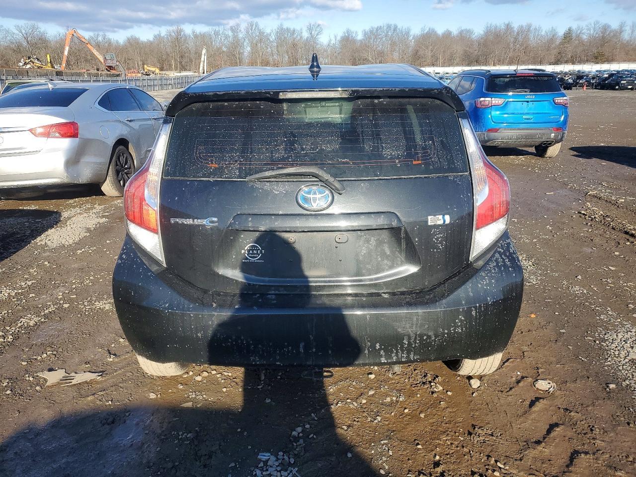 2015 TOYOTA Prius c