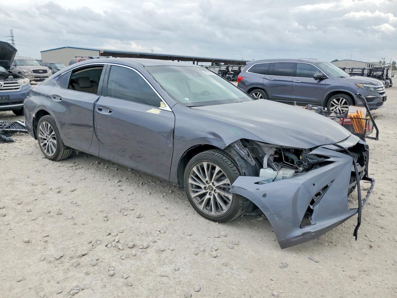 2019 LEXUS ES 350