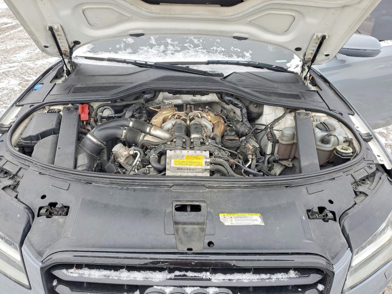 2013 AUDI A8