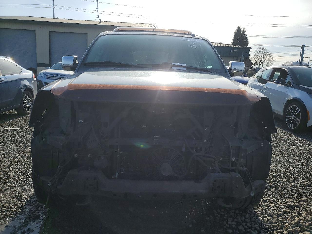 2014 NISSAN Armada