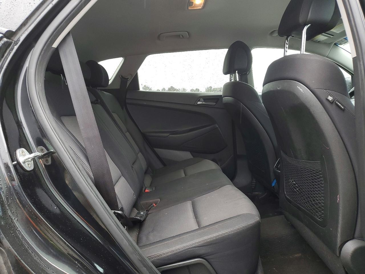 2017 HYUNDAI TUCSON