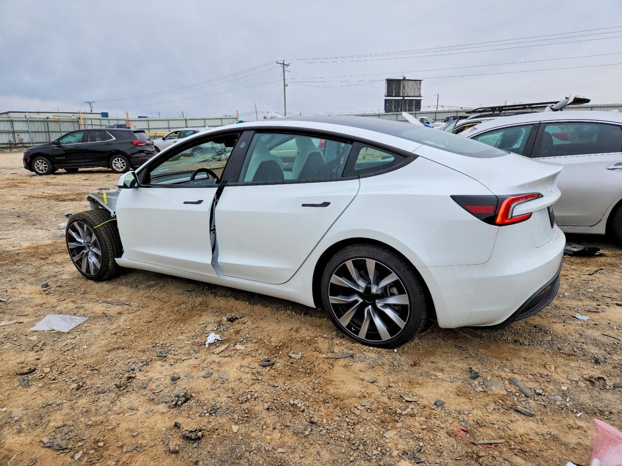 2025 TESLA MODEL 3