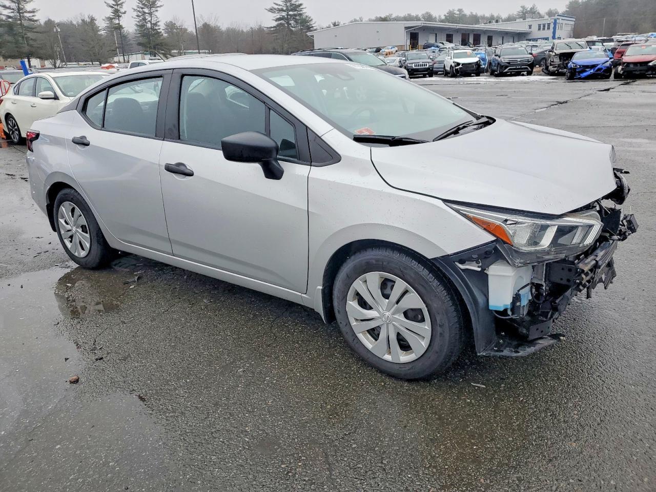 2020 NISSAN VERSA