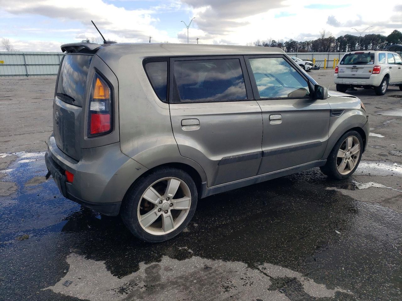 2010 KIA SOUL