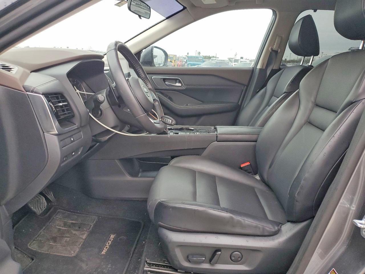 2021 NISSAN ROGUE