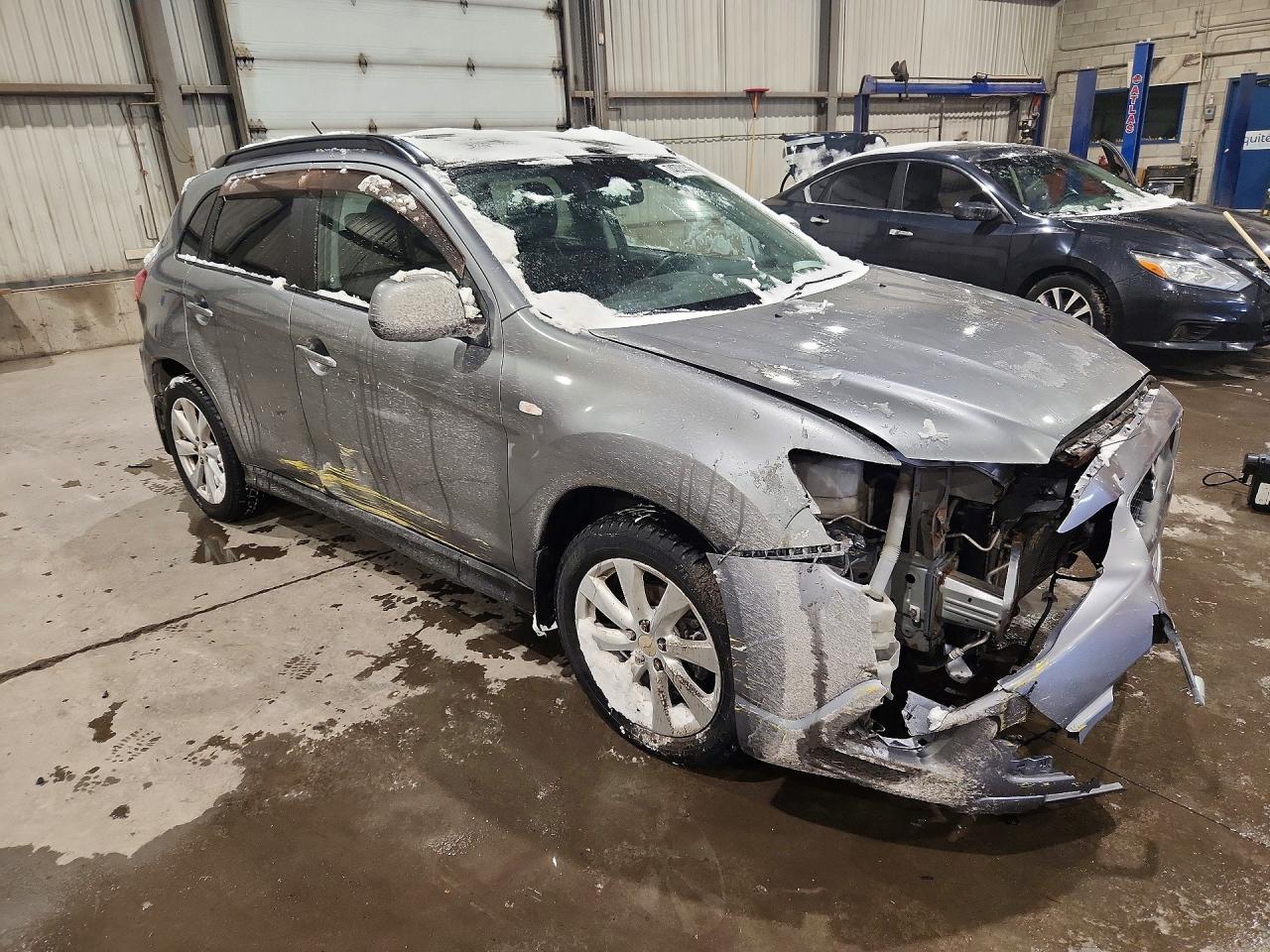 2012 MITSUBISHI RVR