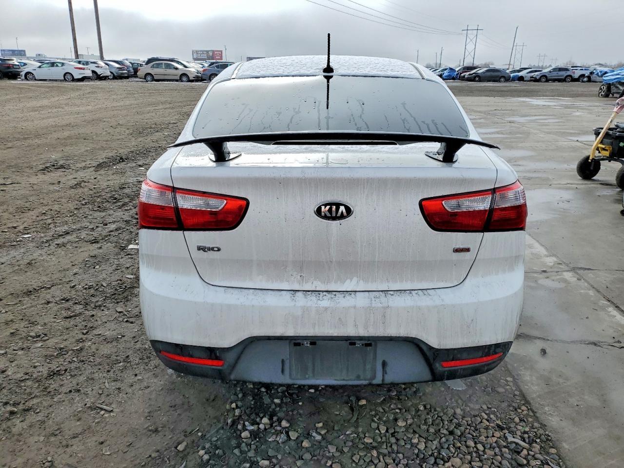 2015 KIA RIO