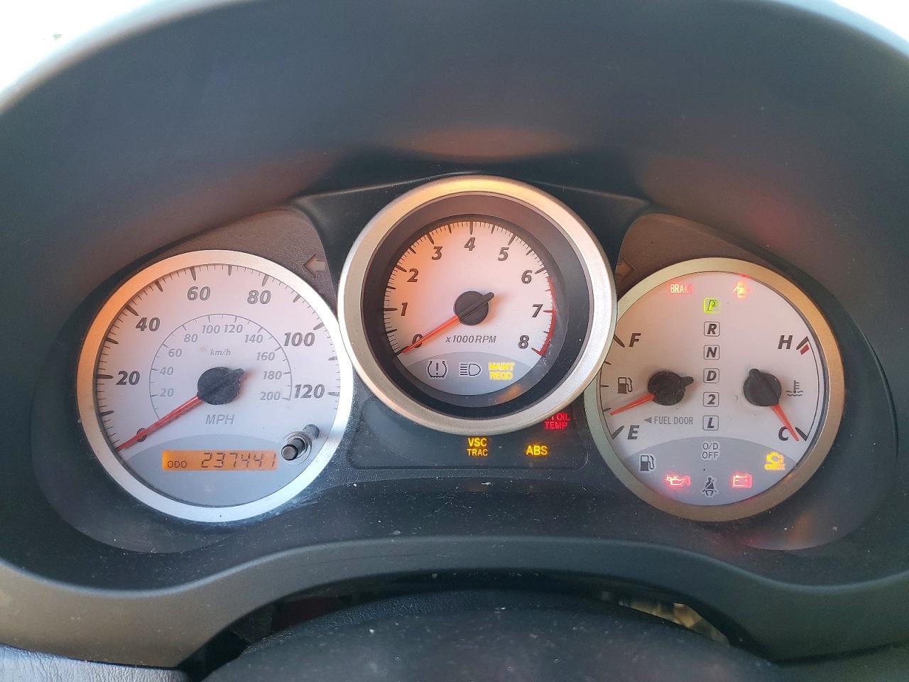 2005 TOYOTA RAV4